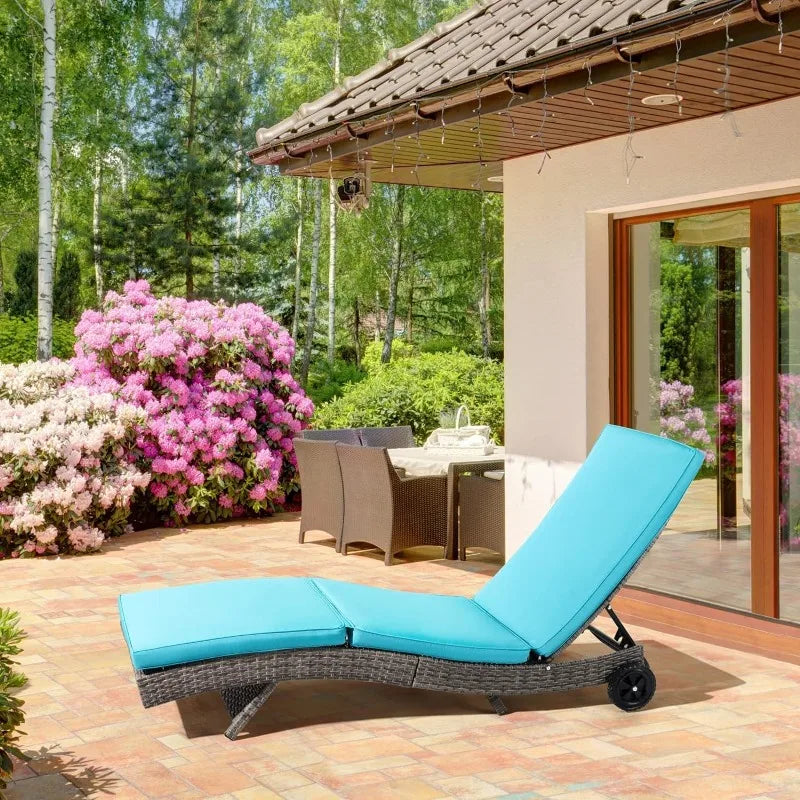 Wicker Chaise Lounge Chair