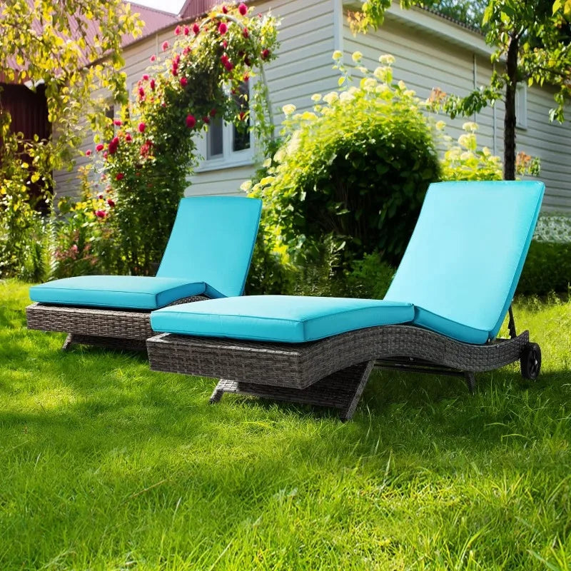 Wicker Chaise Lounge Chair